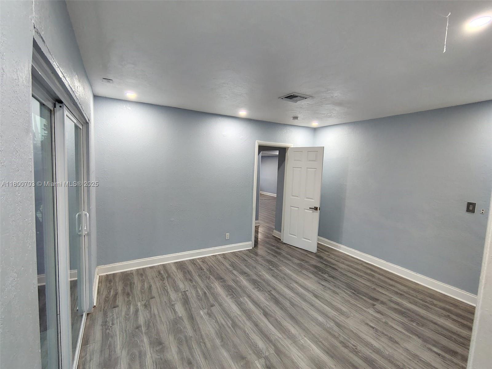 GREENACRES 2 - Residential Lease