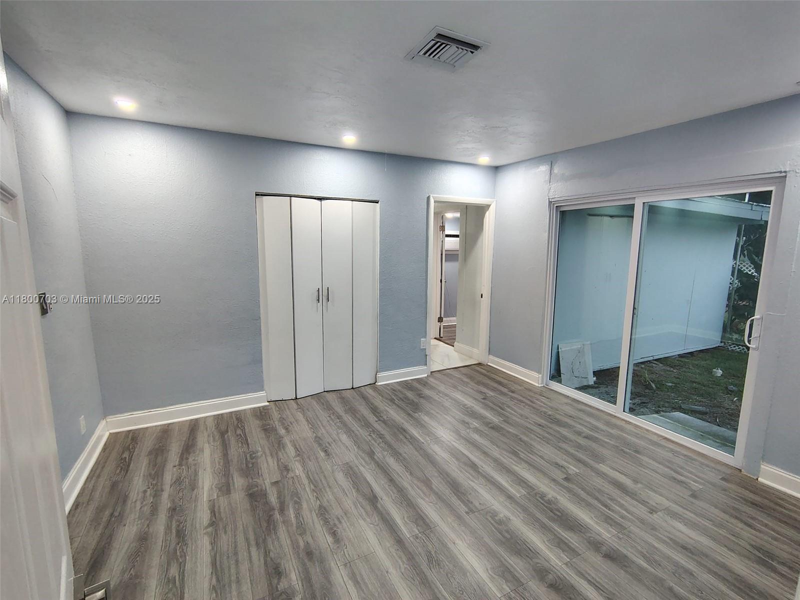 GREENACRES 2 - Residential Lease