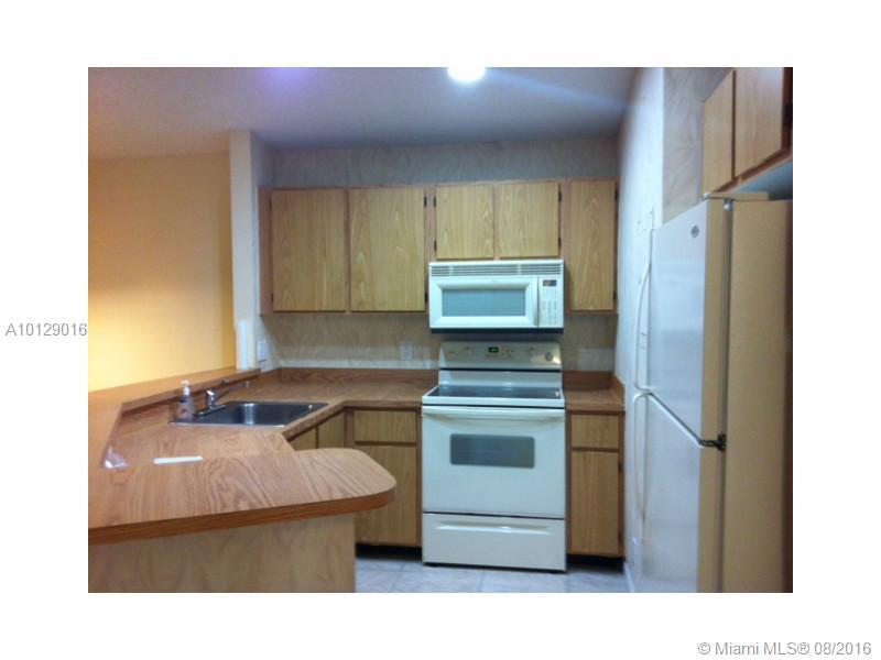 WOODGATE #41 CONDO - Residential Lease