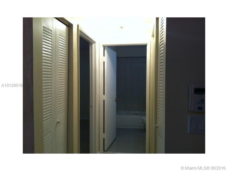 WOODGATE #41 CONDO - Residential Lease