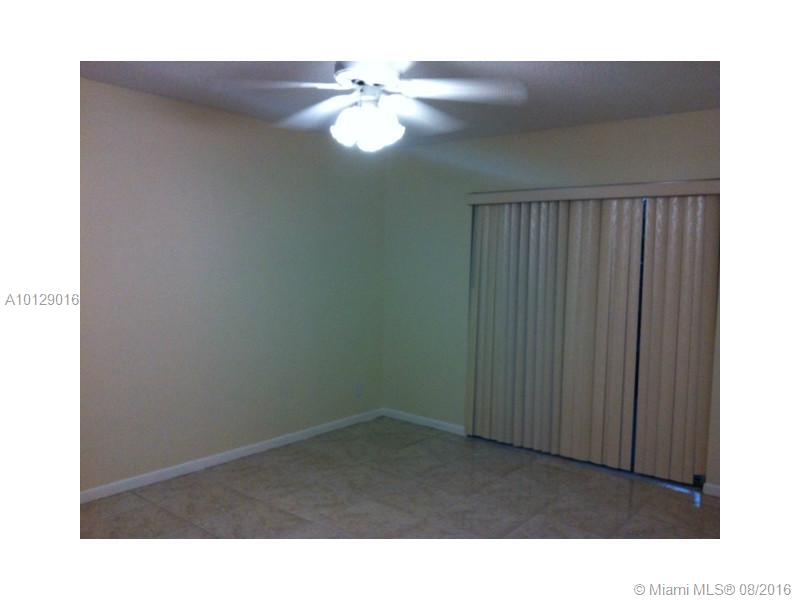 WOODGATE #41 CONDO - Residential Lease