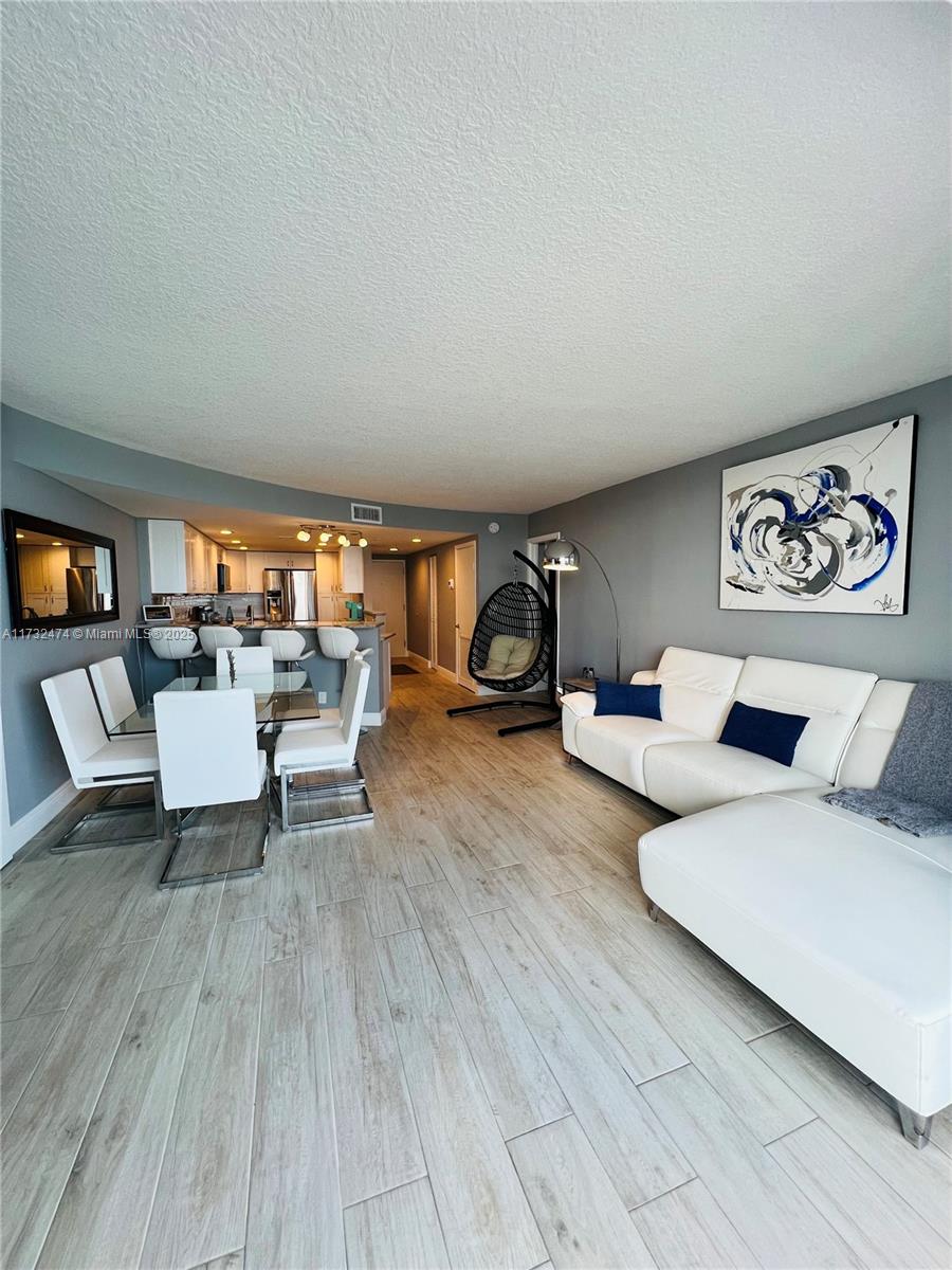 2301 S Ocean Dr 2408, Hollywood, Broward County, Florida - 2 Bedrooms  
2 Bathrooms - 