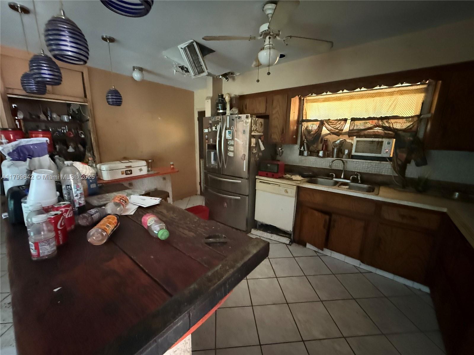 432 SW 64th Ter
