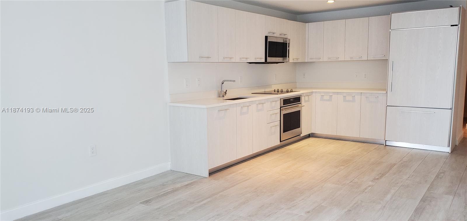 55 SW 9th St 3610