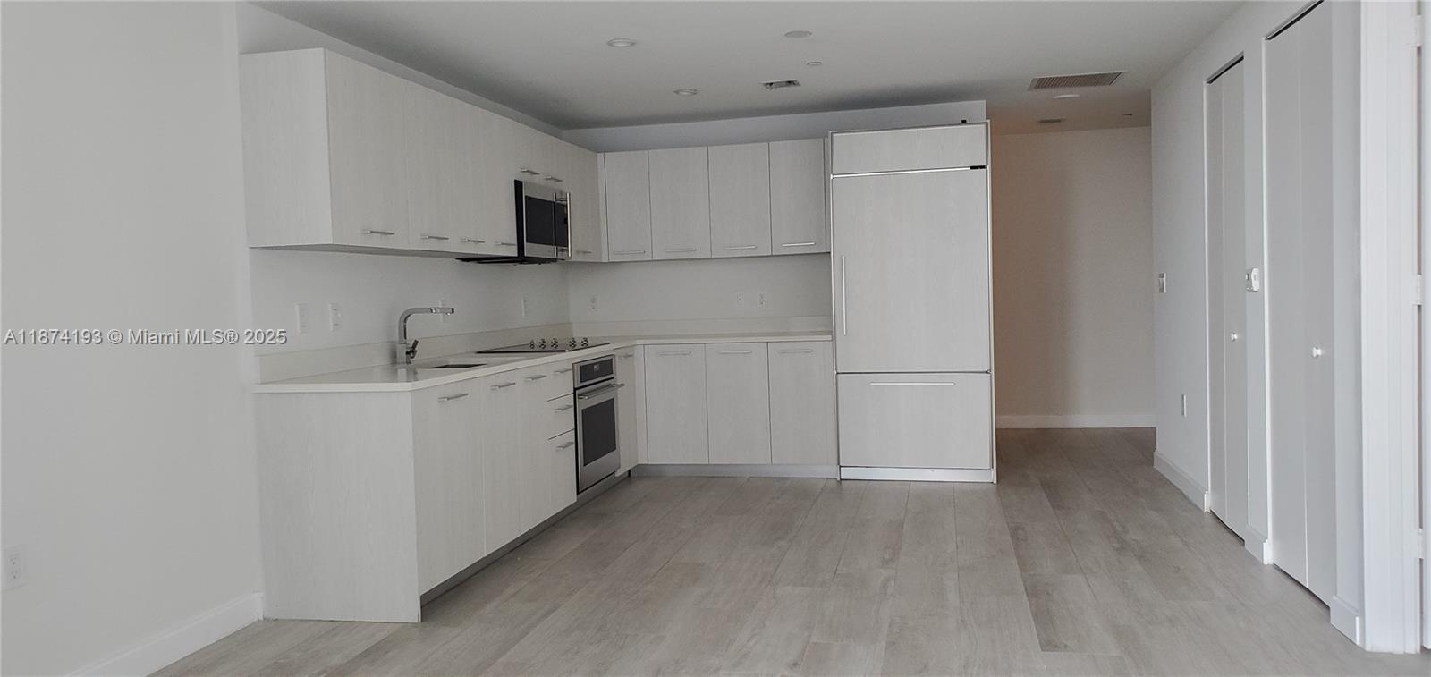 55 SW 9th St 3610
