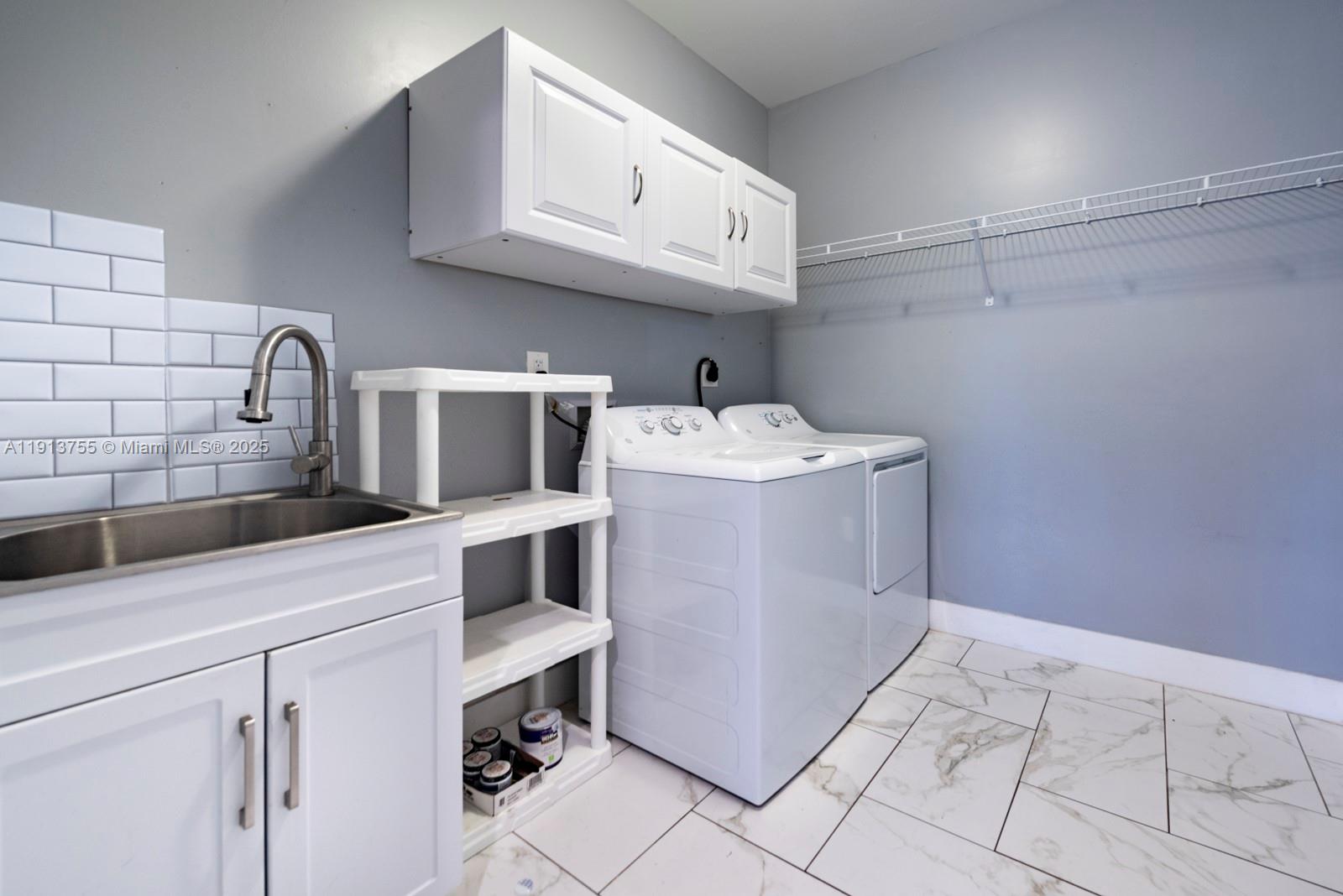 NORTH ANDREWS GARDENS 2ND - Residential Lease