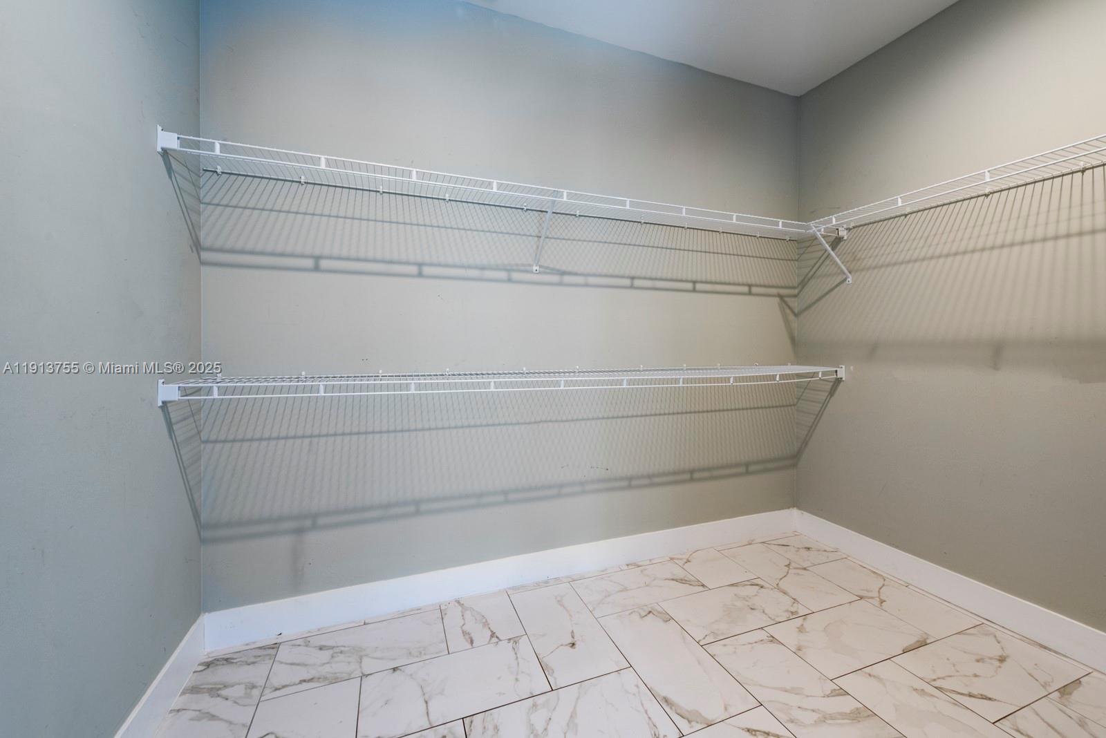 NORTH ANDREWS GARDENS 2ND - Residential Lease