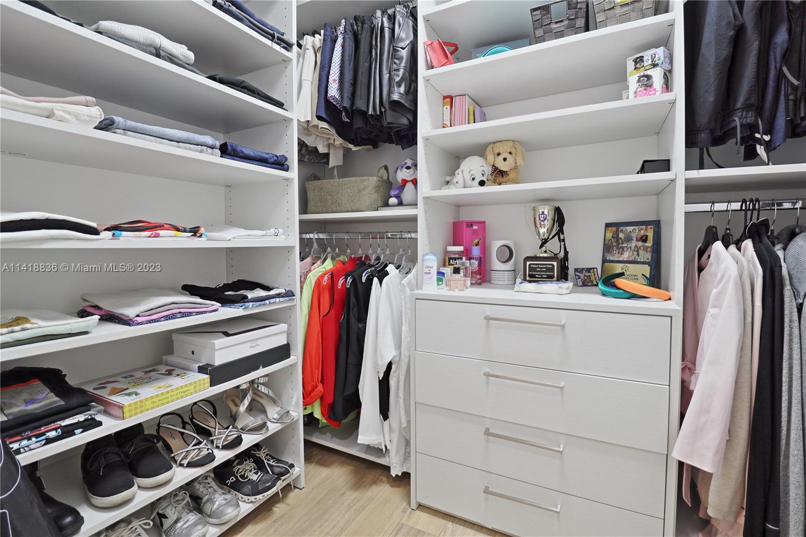 GOLDEN ISLES SEC - Residential