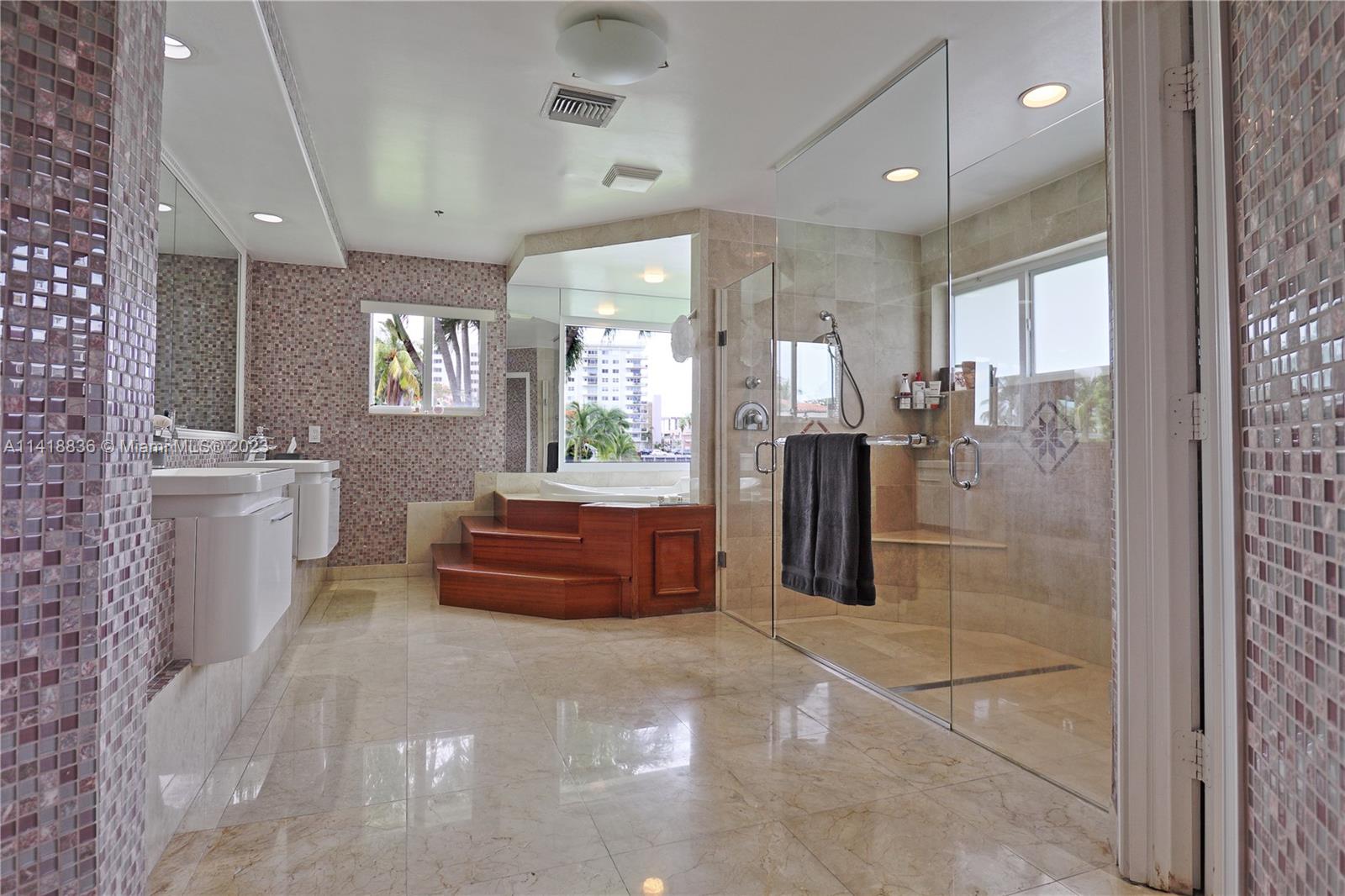 GOLDEN ISLES SEC - Residential