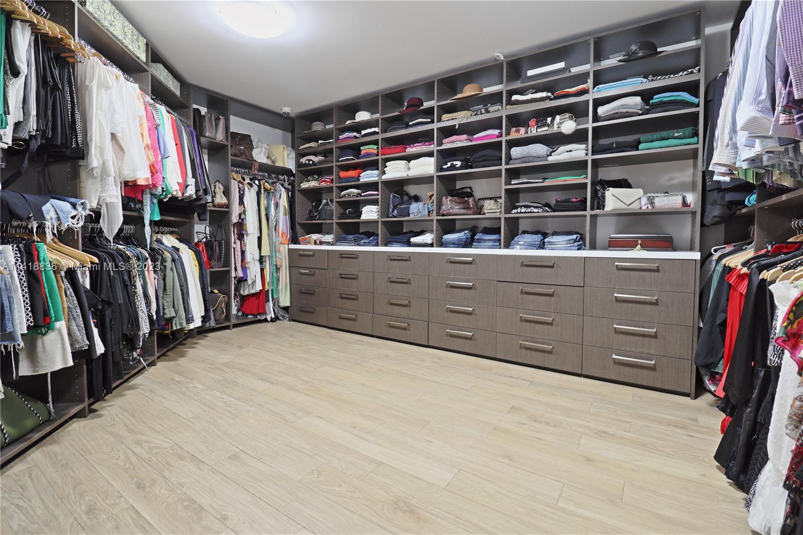 GOLDEN ISLES SEC - Residential