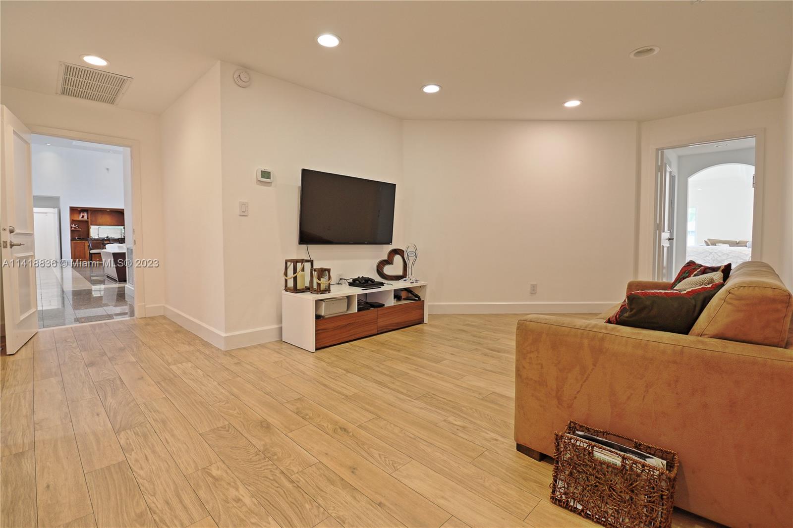 GOLDEN ISLES SEC - Residential