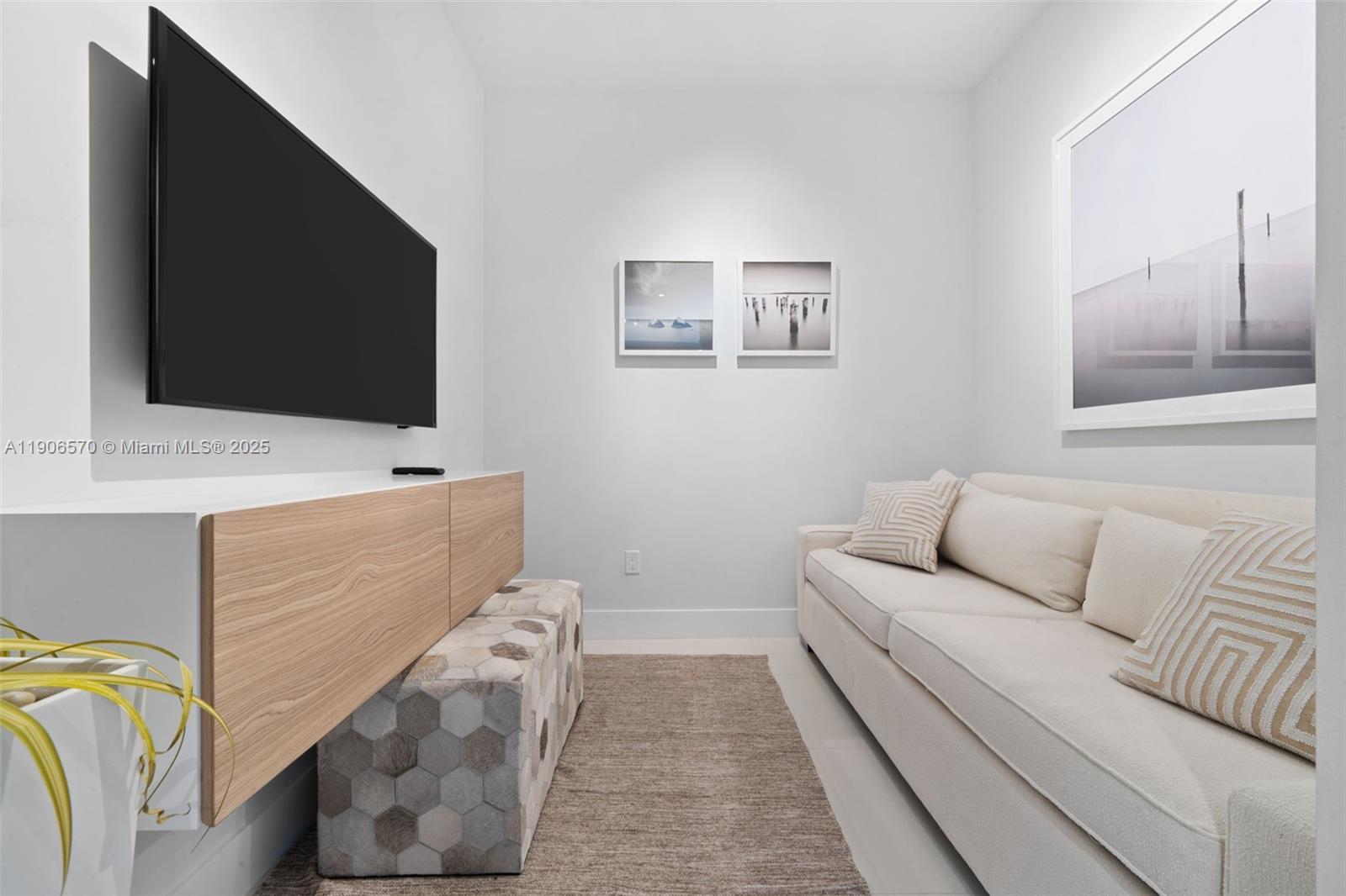 AVENTURA PARKSQUARE RESID - Residential