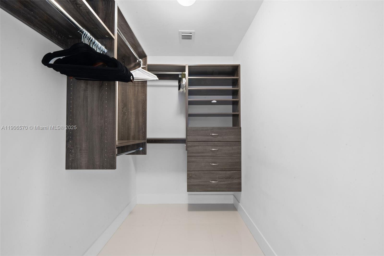 AVENTURA PARKSQUARE RESID - Residential