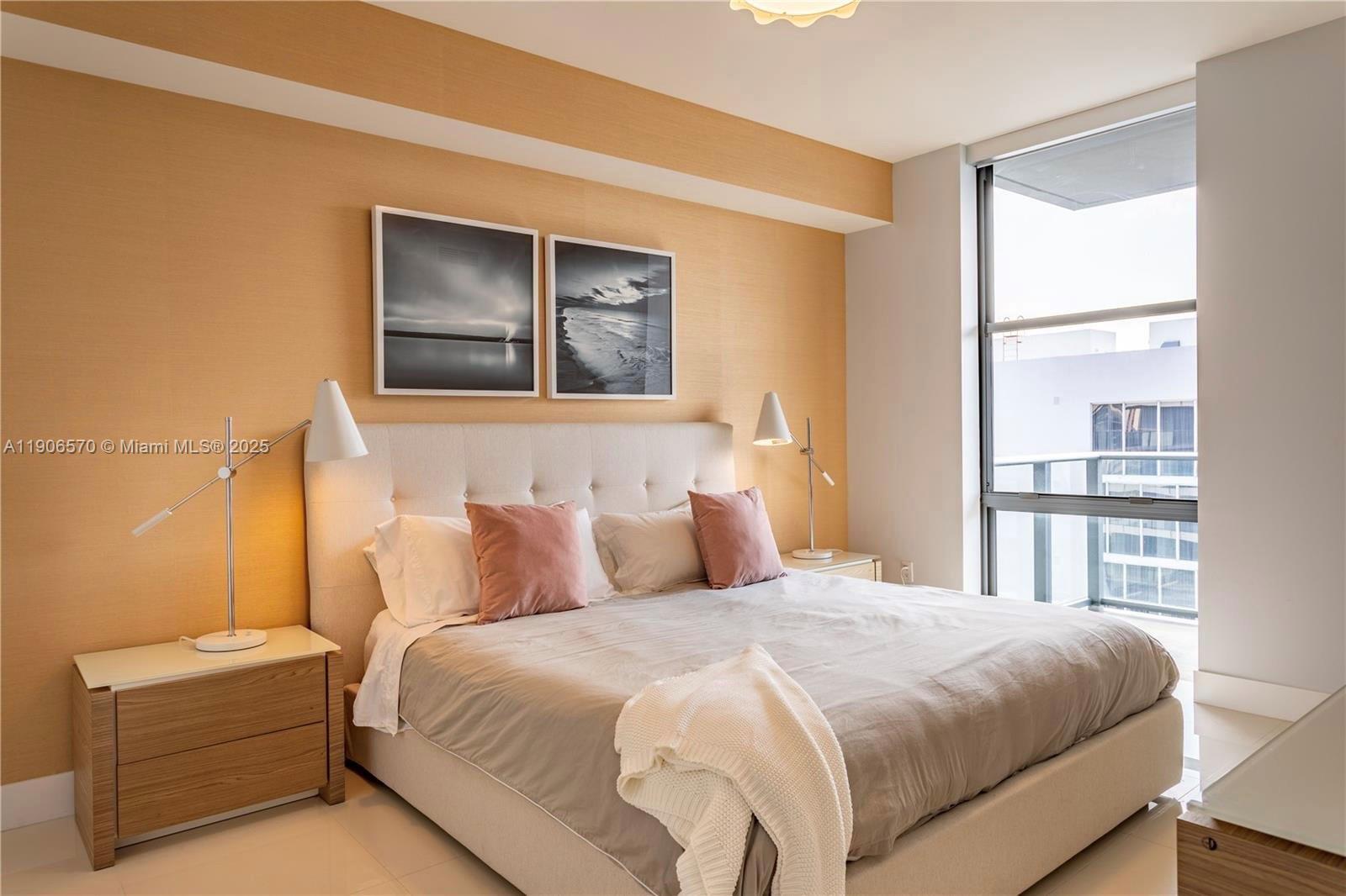 AVENTURA PARKSQUARE RESID - Residential