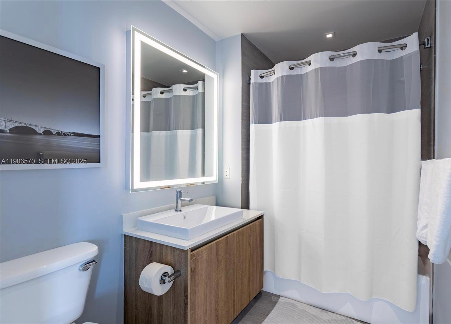 AVENTURA PARKSQUARE RESID - Residential