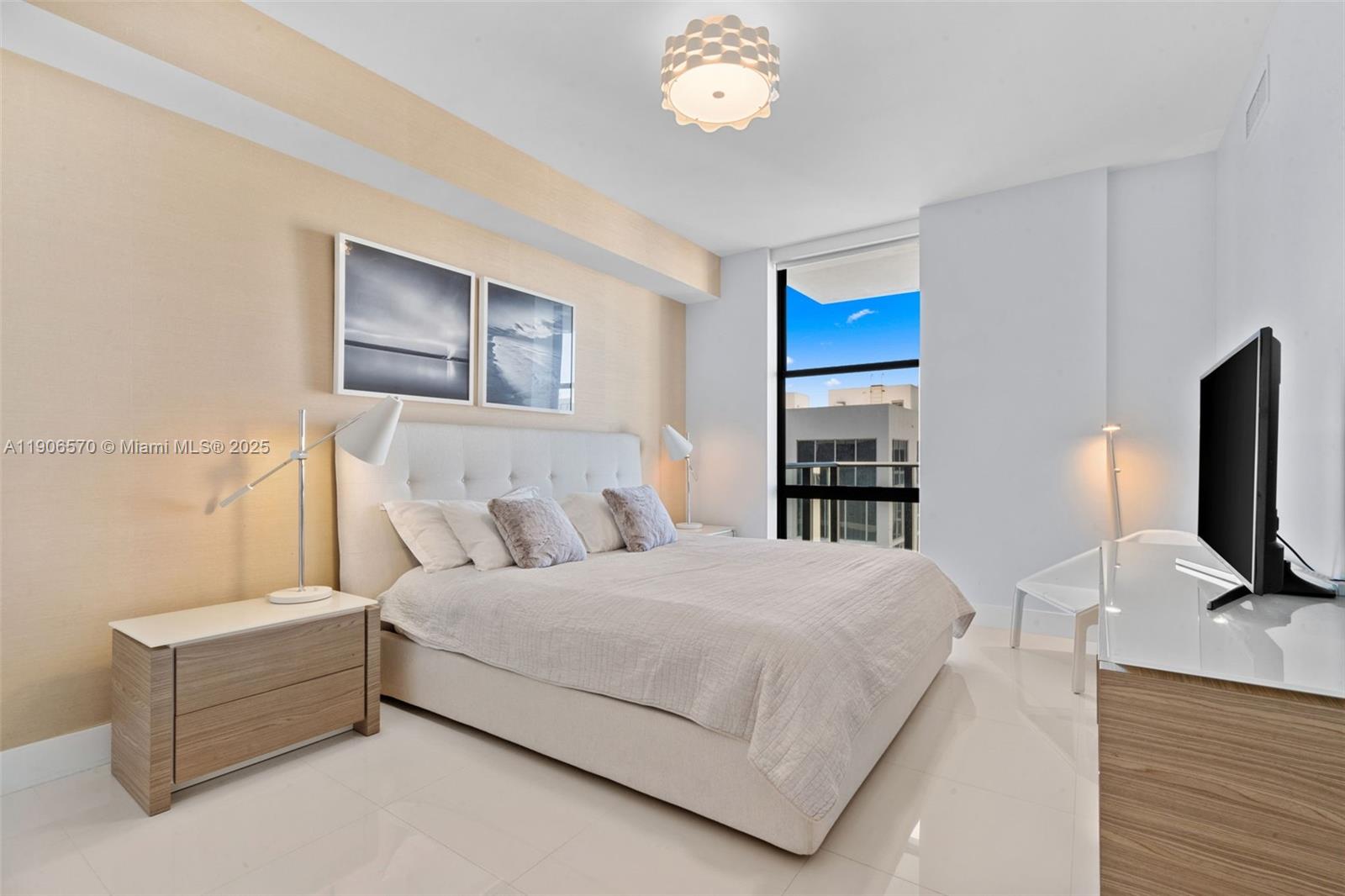 AVENTURA PARKSQUARE RESID - Residential