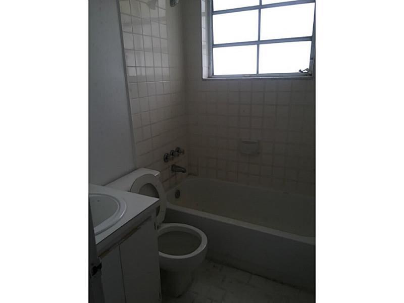 LINCOLN SUB - Residential Lease