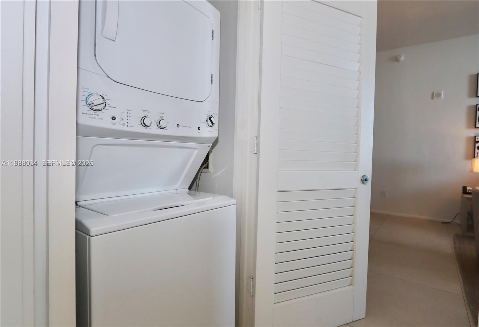 4111 SOUTH OCEAN DRIVE CO - Residential