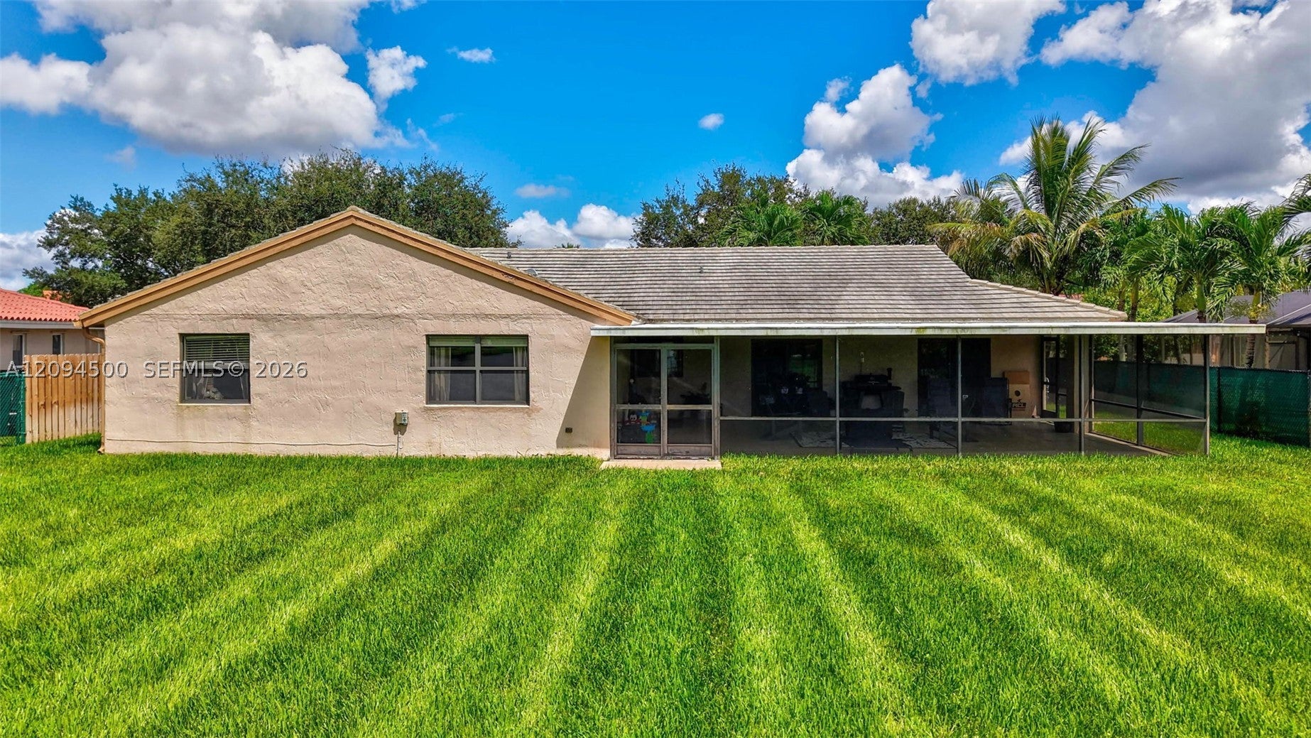 15600 Huntridge Rd