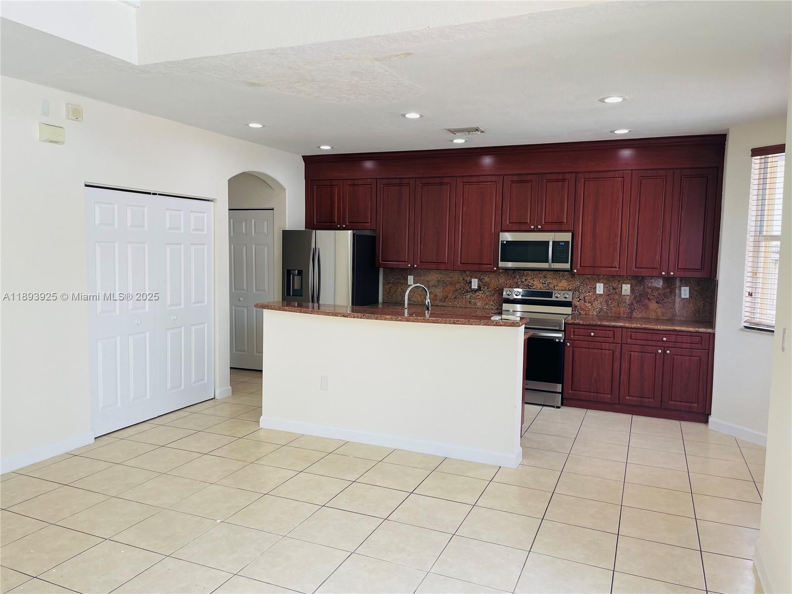 SHORES AT KEYS GATE - Residential Lease