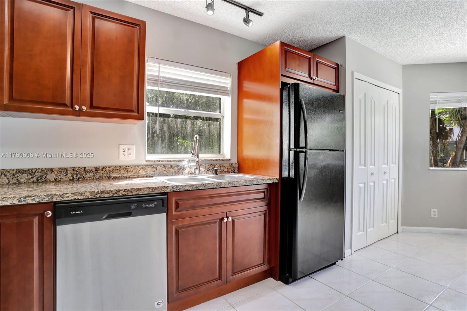 WESTVIEW VILLAGE - Residential