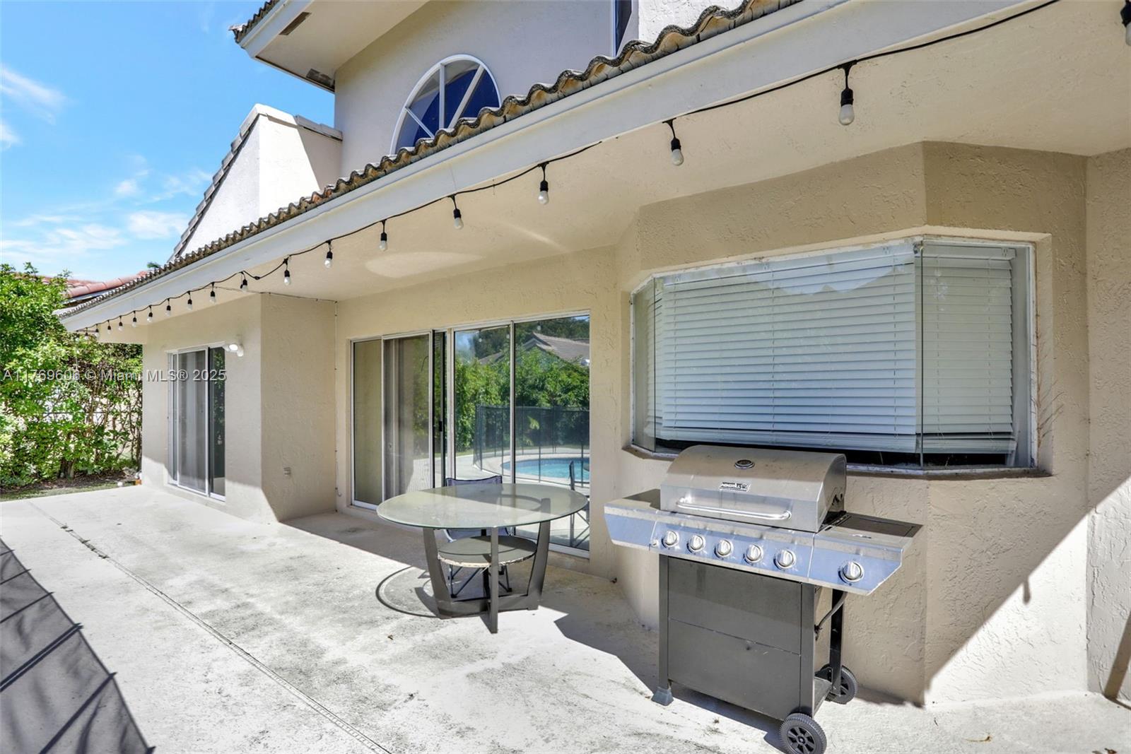 WESTVIEW VILLAGE - Residential