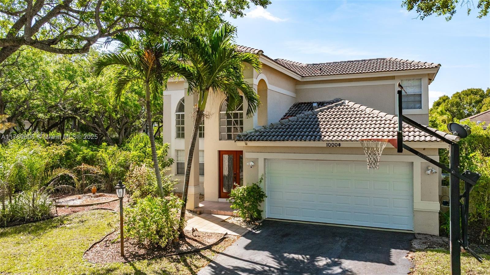 WESTVIEW VILLAGE - Residential