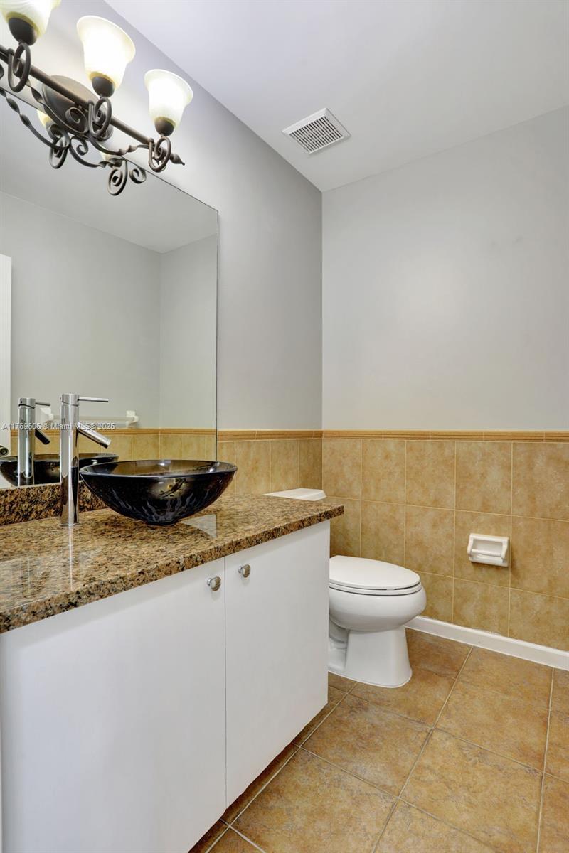 WESTVIEW VILLAGE - Residential