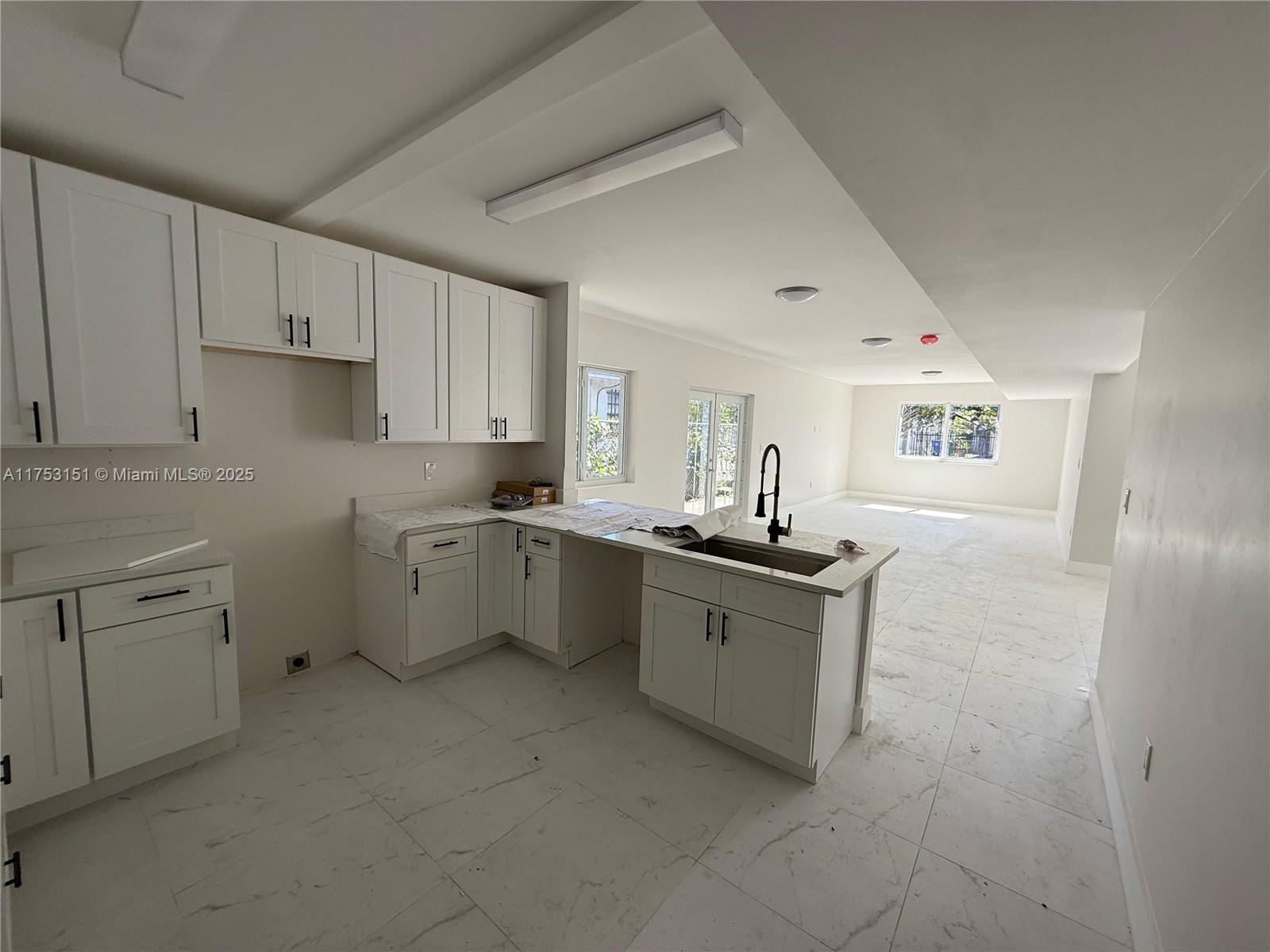 WESTEND PARK - Residential