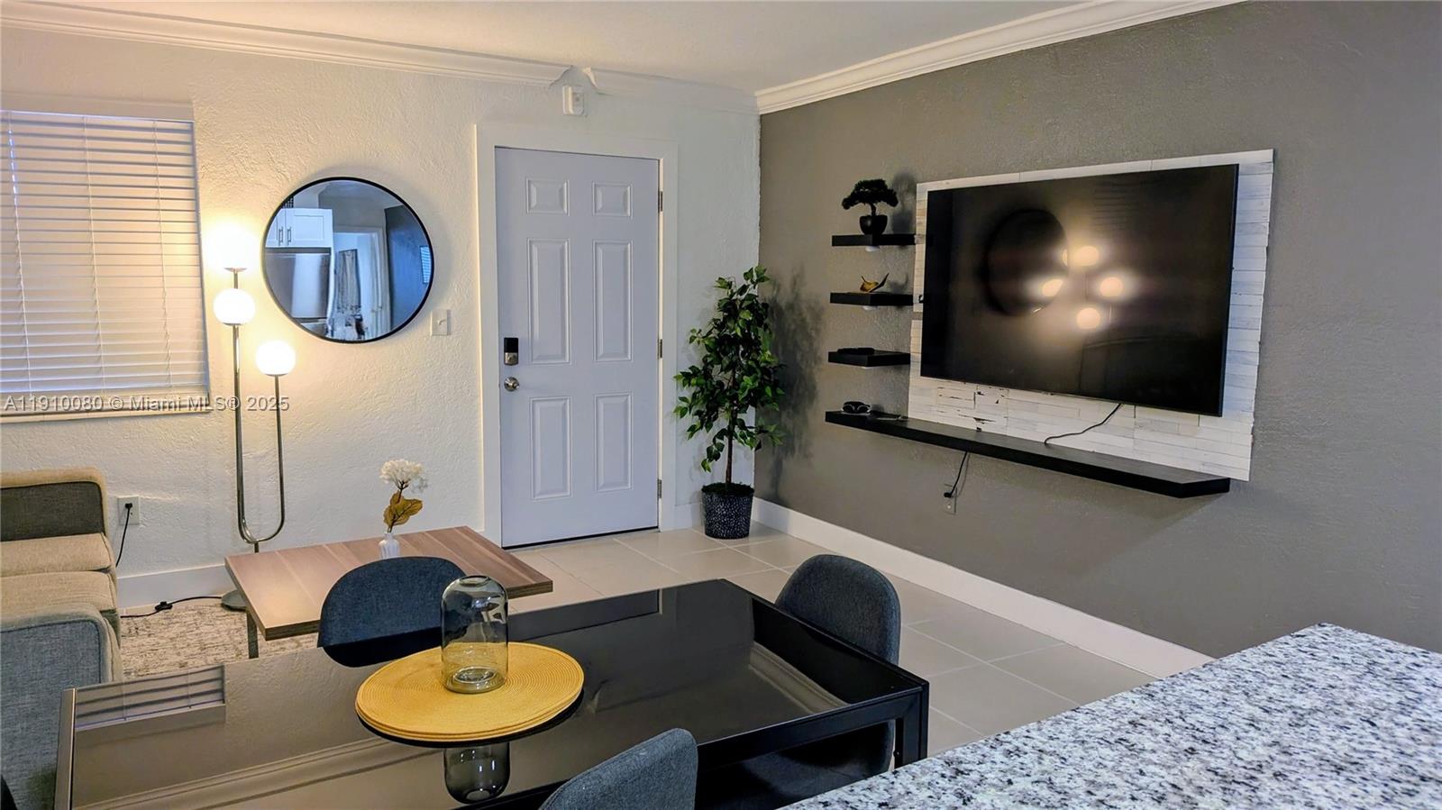 TROPICAL PARK CONDO - Residential Lease