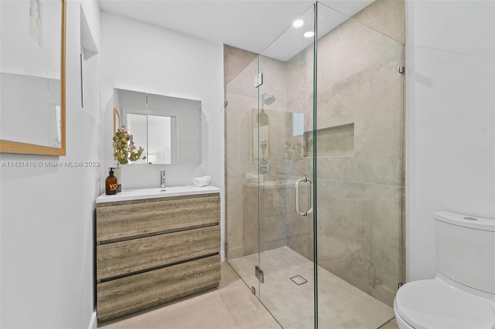 C GAB COUNTRY CLUB SEC 5 - Residential