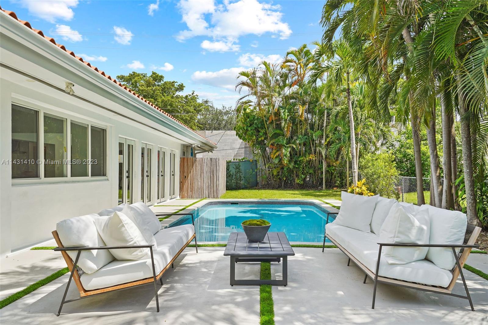 C GAB COUNTRY CLUB SEC 5 - Residential