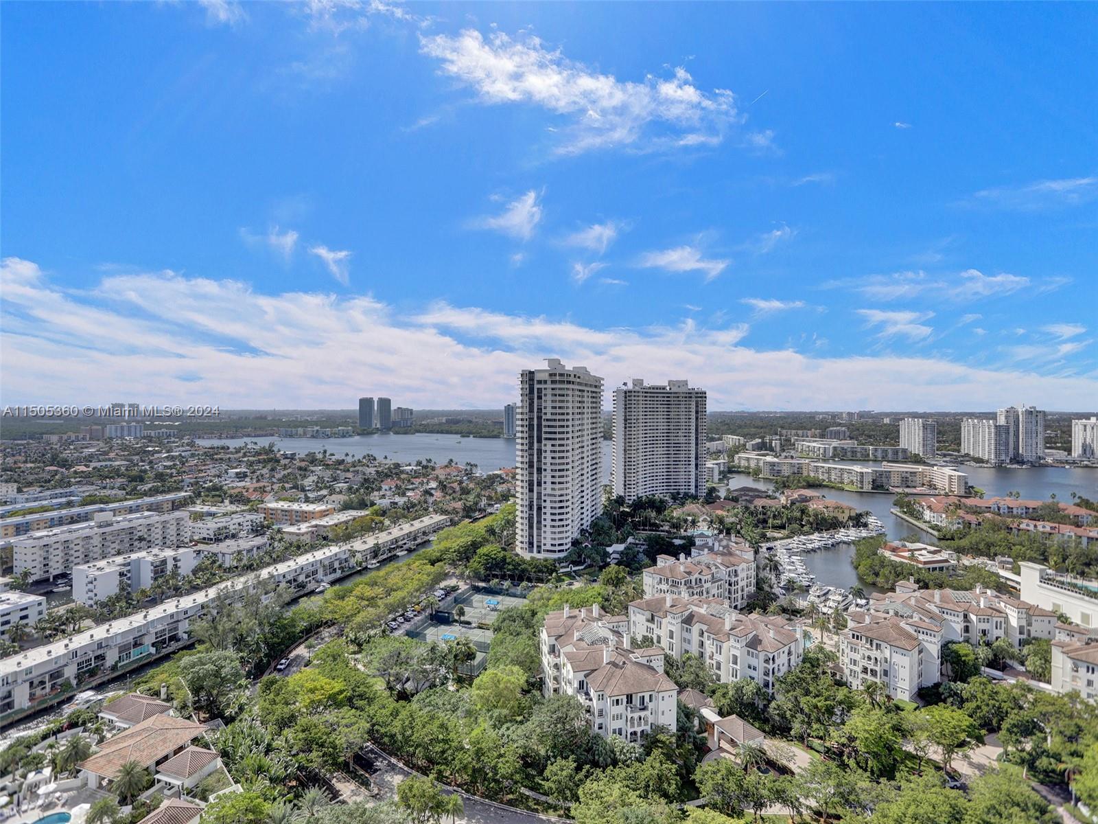 2800 ISL BLVD WILLIAMS IS - Residential