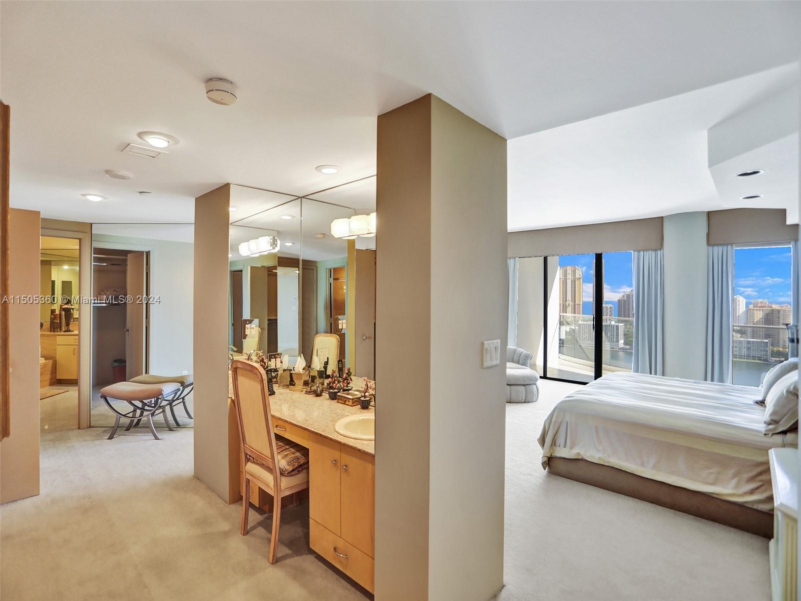 2800 ISL BLVD WILLIAMS IS - Residential