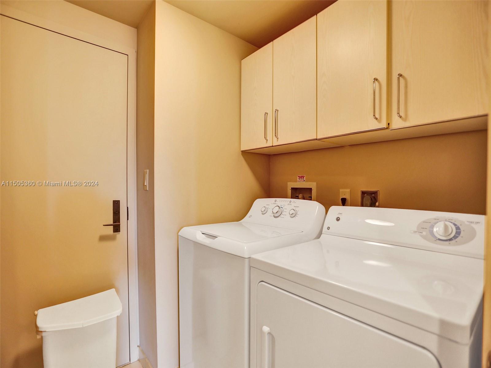 2800 ISL BLVD WILLIAMS IS - Residential