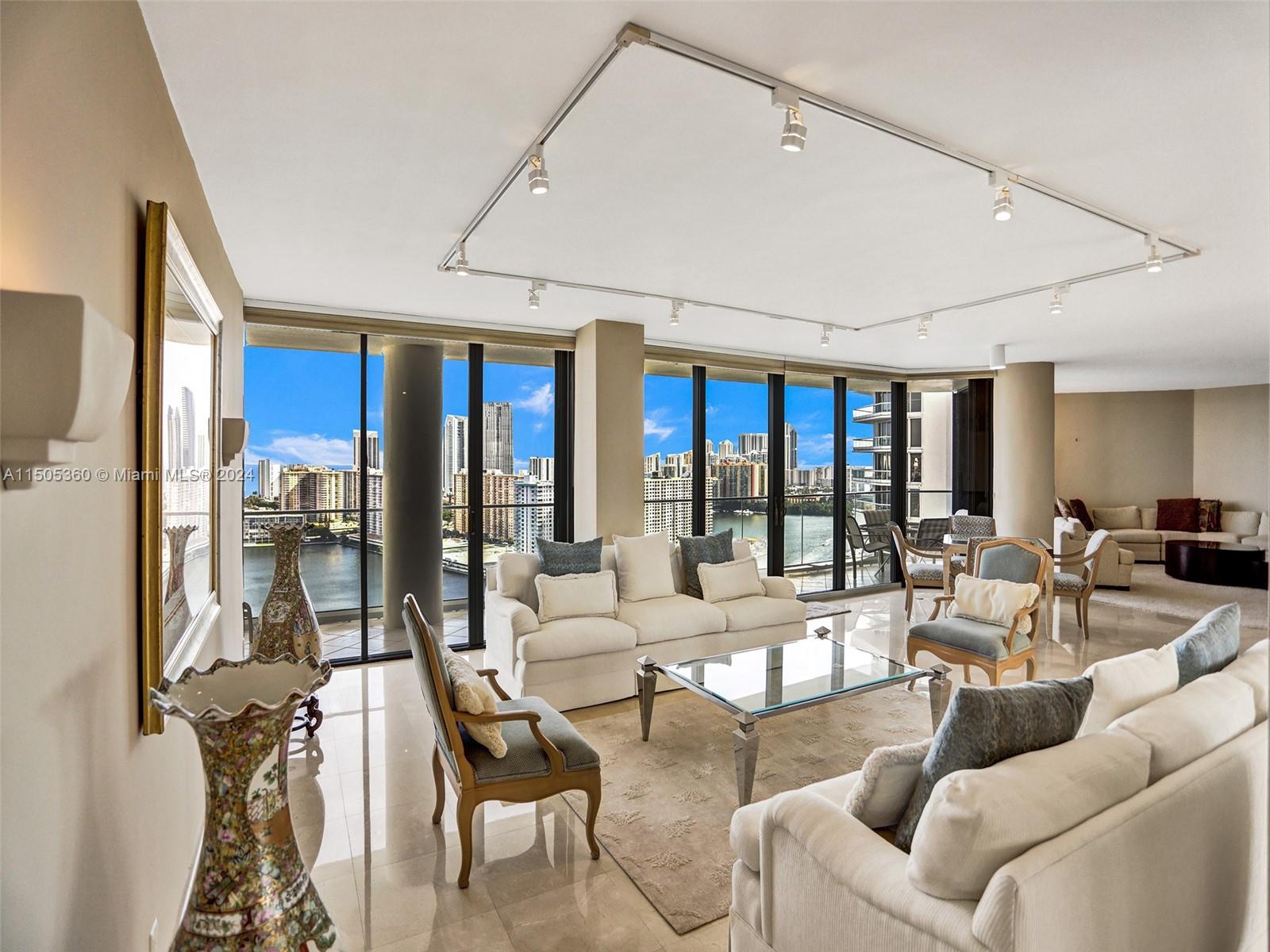 2800 ISL BLVD WILLIAMS IS - Residential