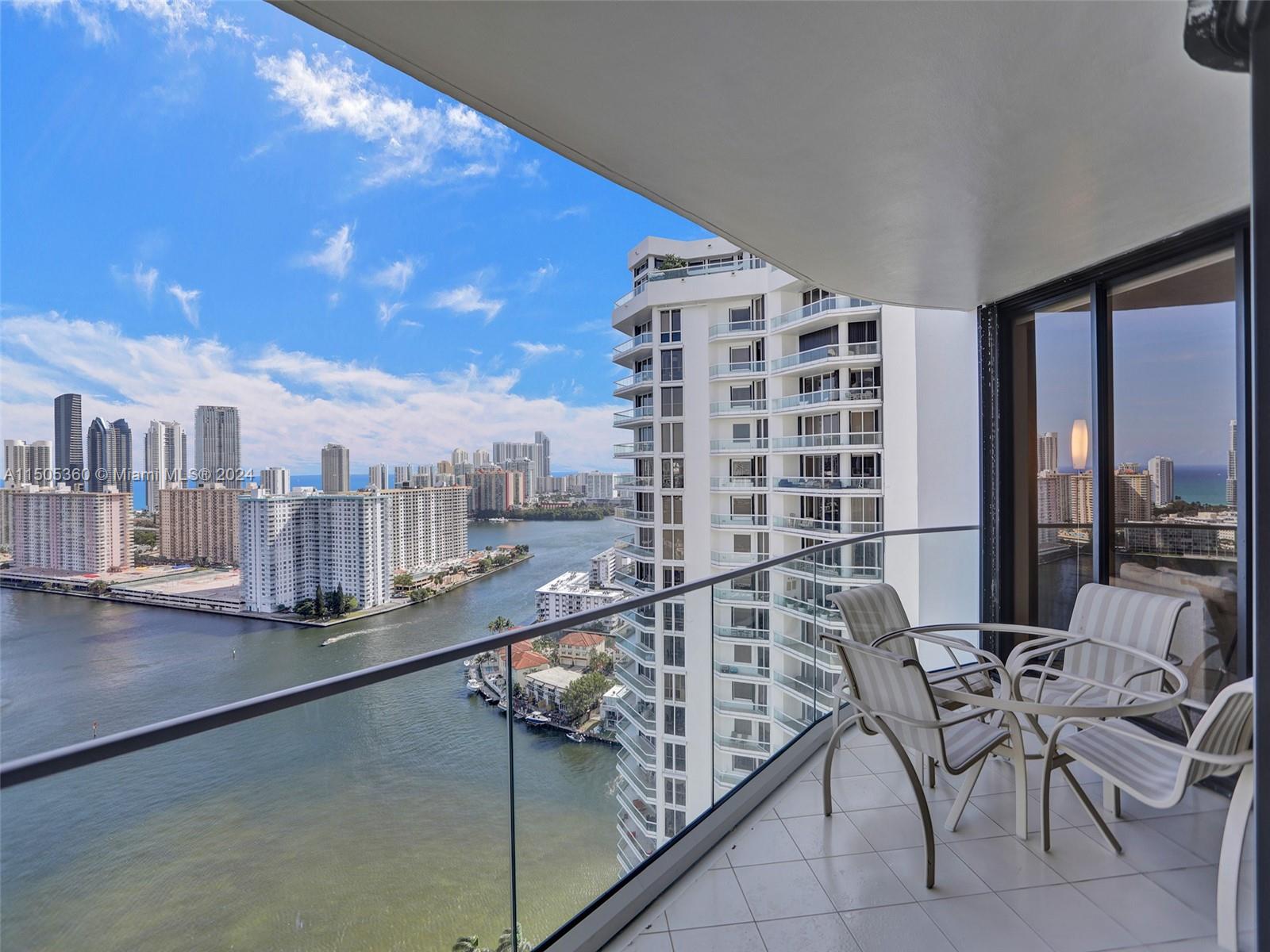 2800 ISL BLVD WILLIAMS IS - Residential