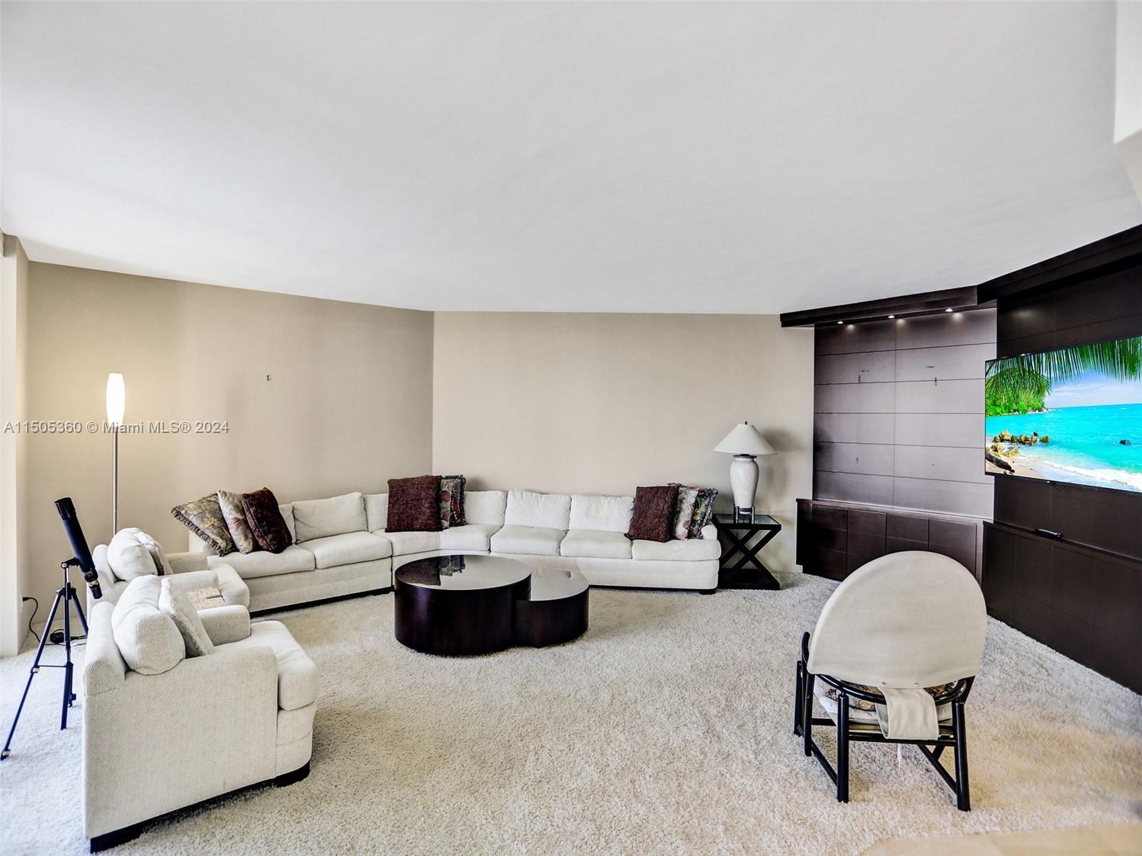 2800 ISL BLVD WILLIAMS IS - Residential