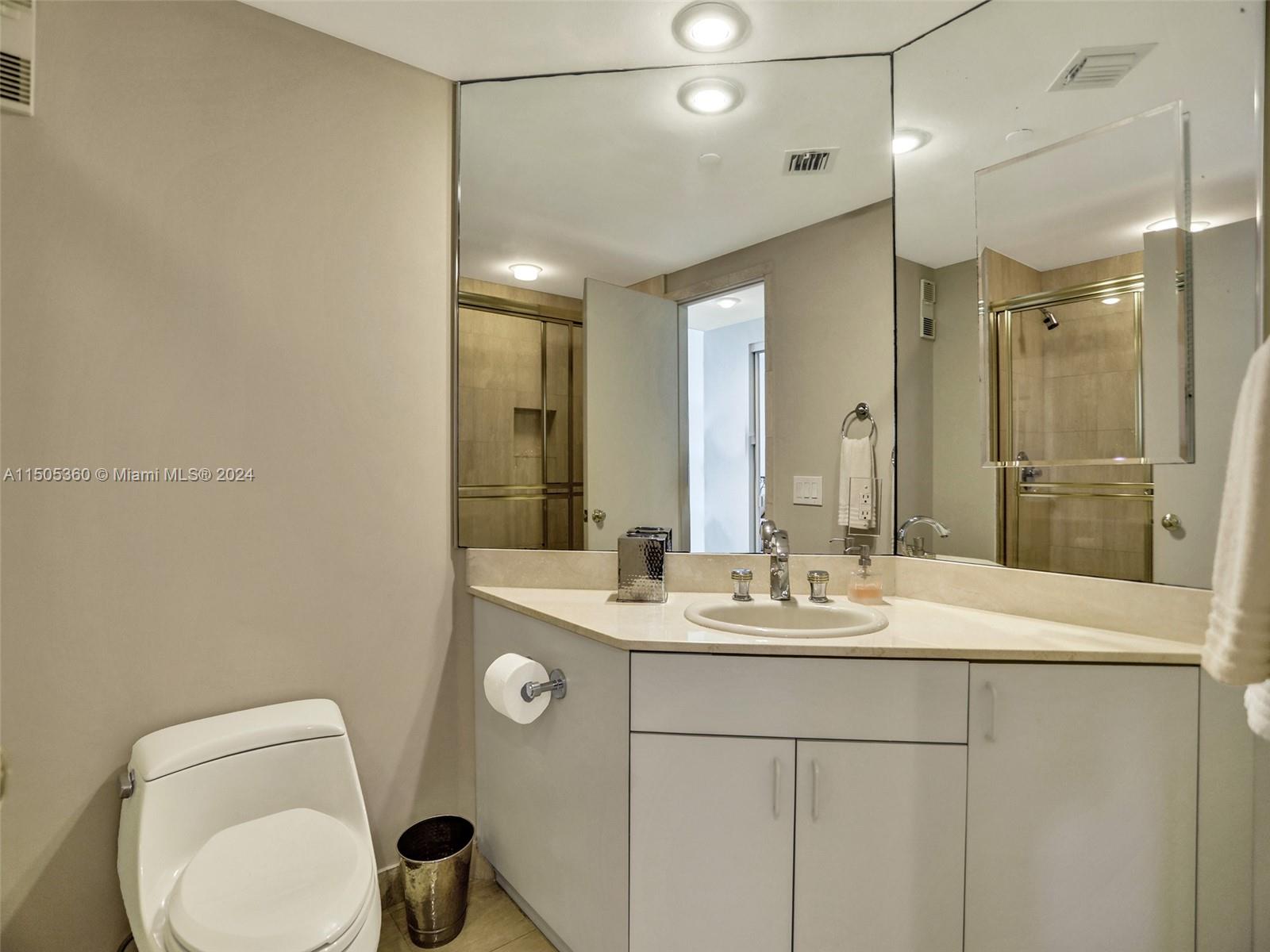 2800 ISL BLVD WILLIAMS IS - Residential