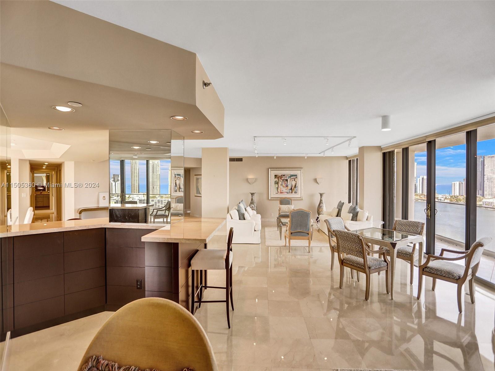 2800 ISL BLVD WILLIAMS IS - Residential