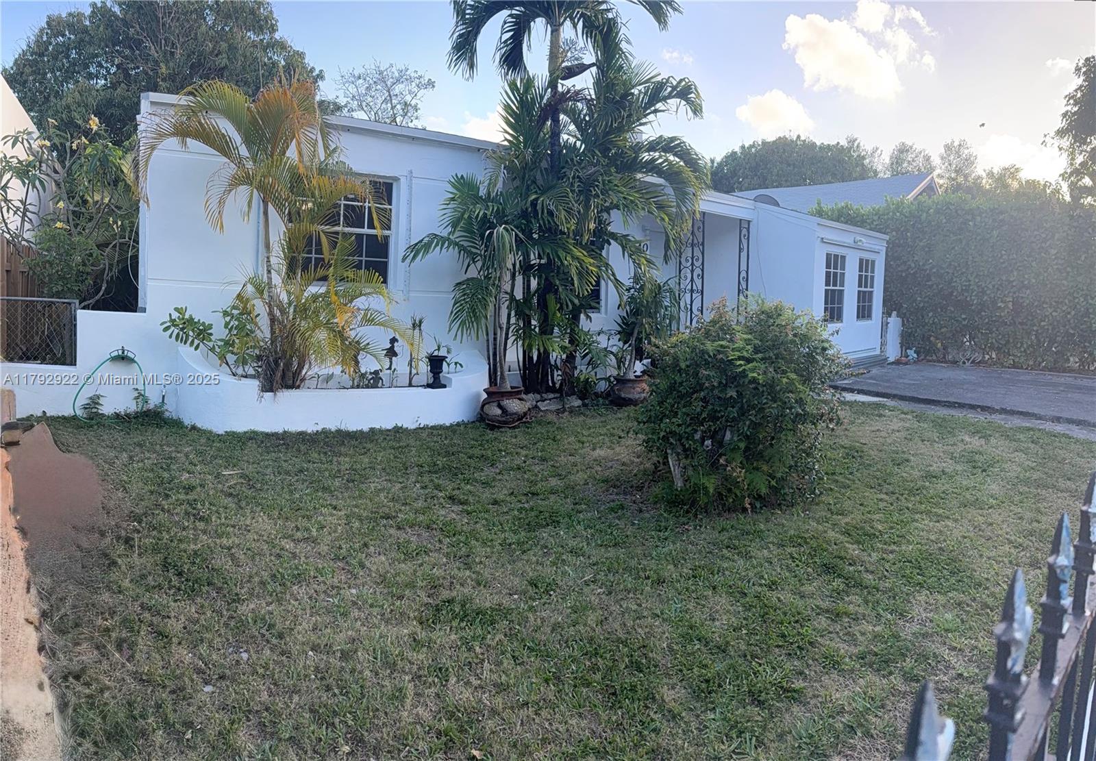 Property for Sale at 40 Ne 49th St, Miami, Broward County, Florida - Bedrooms: 2 
Bathrooms: 1  - $989,900