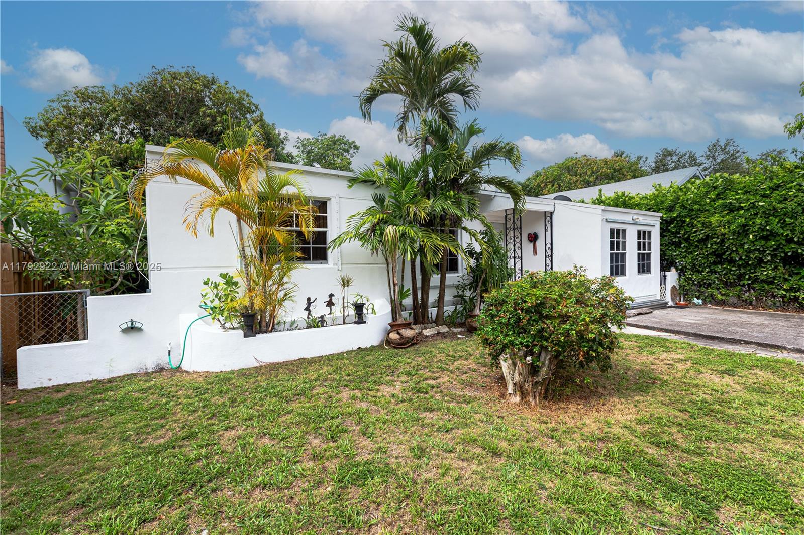 Property for Sale at 40 Ne 49th St, Miami, Broward County, Florida - Bedrooms: 2 
Bathrooms: 1  - $989,900