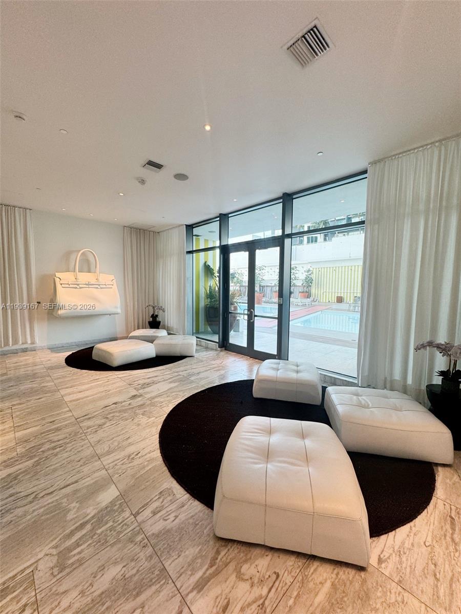 1300 S MIAMI AVENUE CONDO - Residential