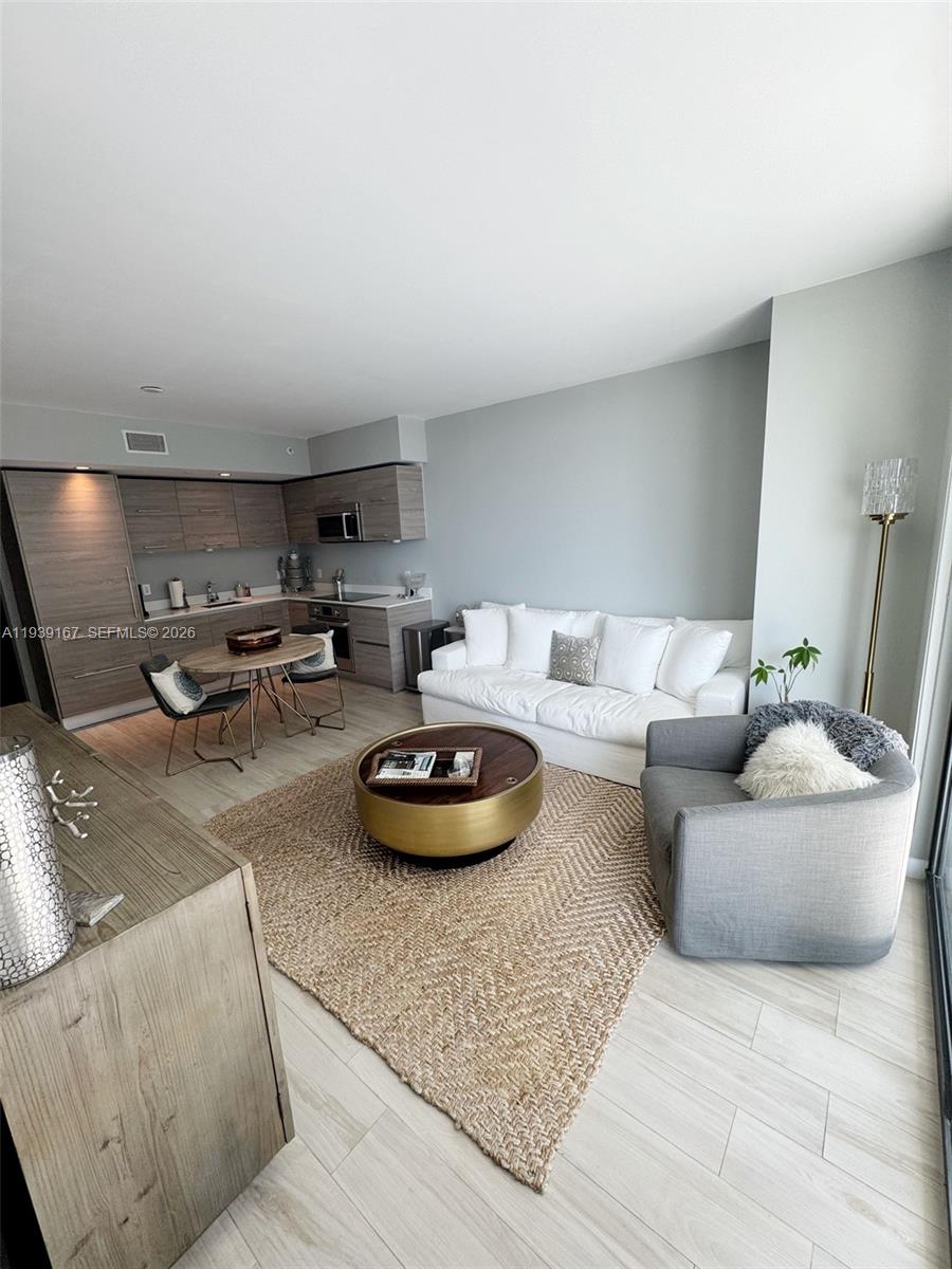 1300 S MIAMI AVENUE CONDO - Residential