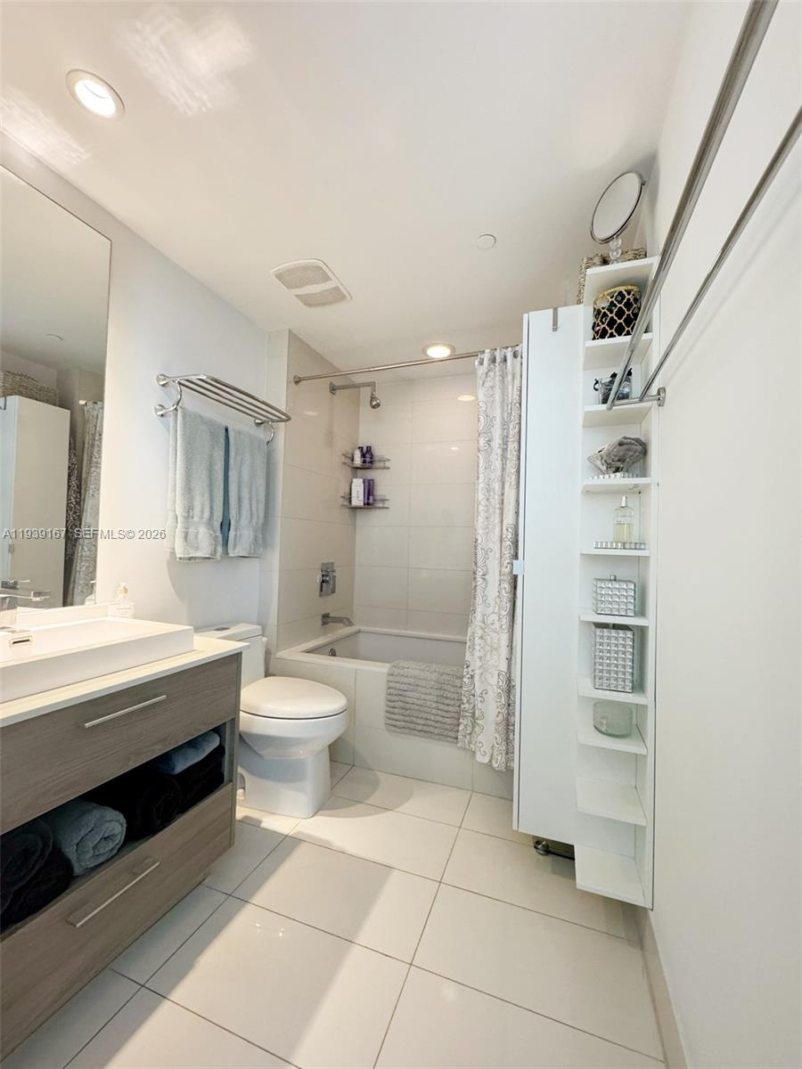 1300 S MIAMI AVENUE CONDO - Residential