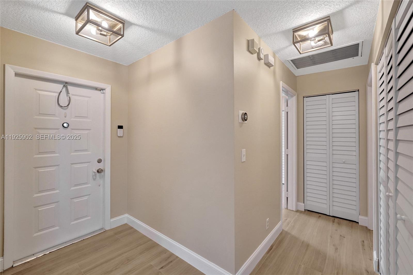 FOREST RIDGE CLUSTER HOME - Residential Lease