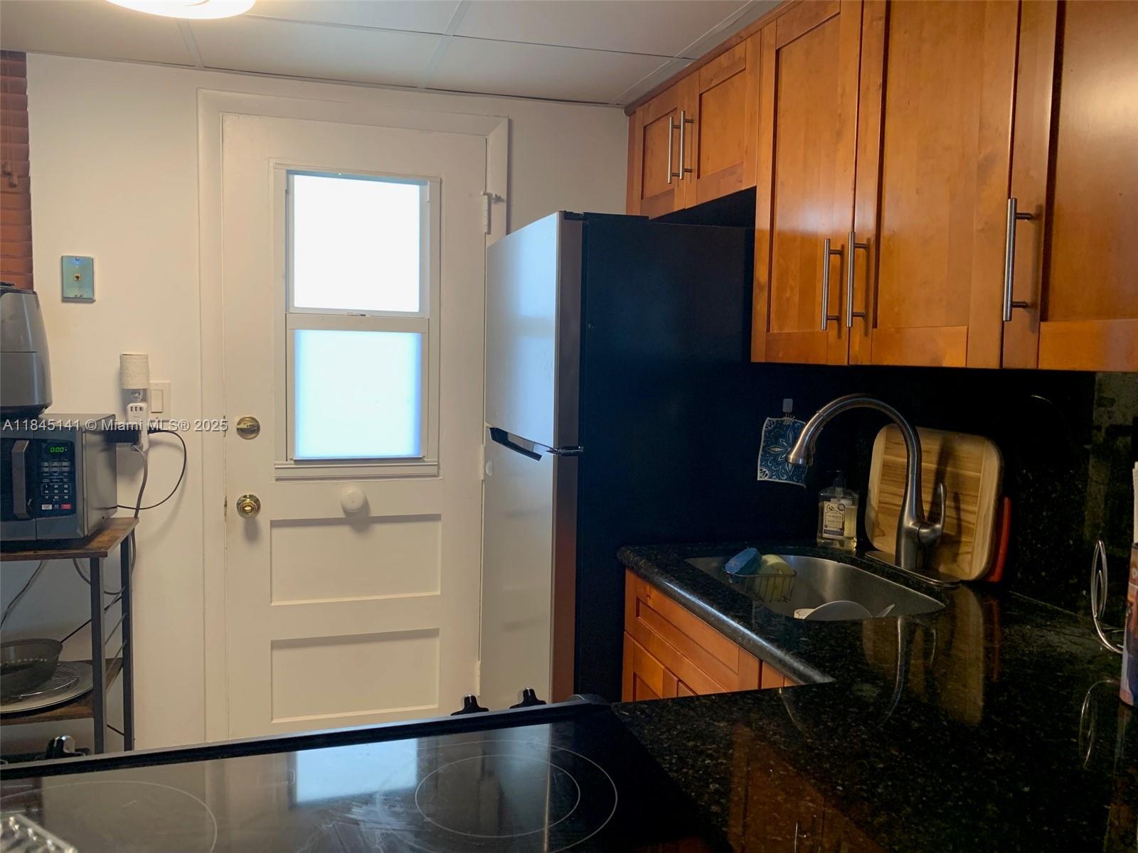 POINT EAST ONE CONDO-BLDG - Residential