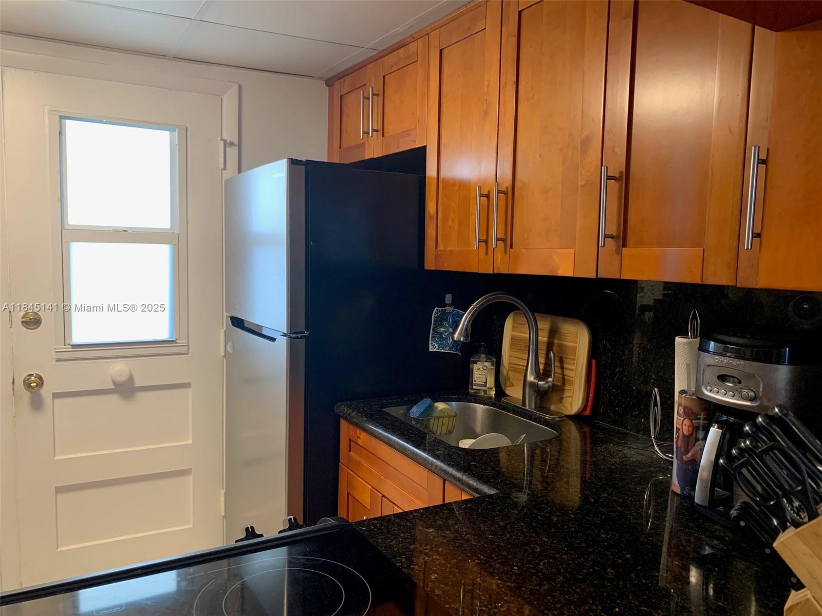 POINT EAST ONE CONDO-BLDG - Residential