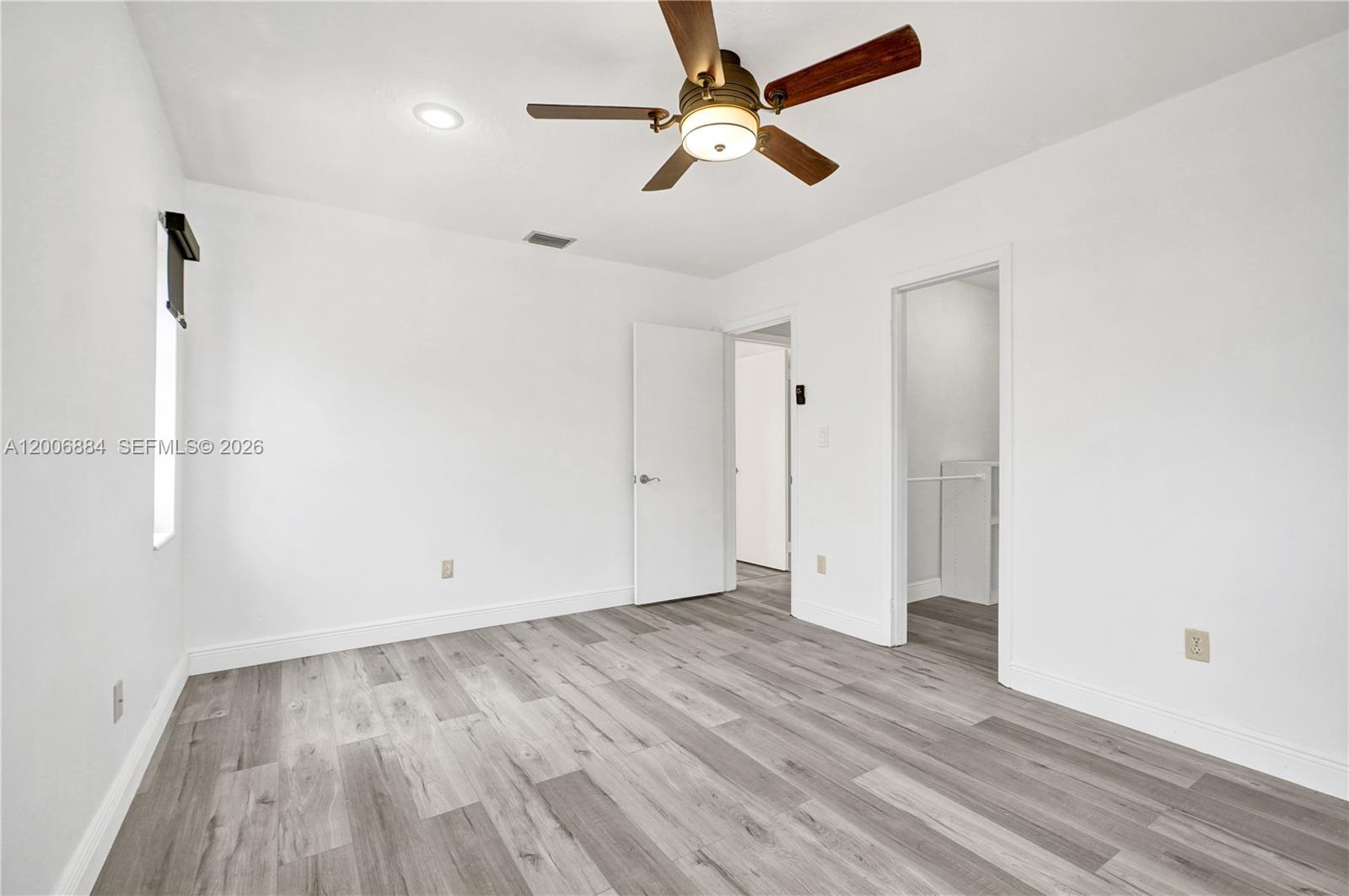 DEVON-AIRE ESTATES SEC 3 - Residential