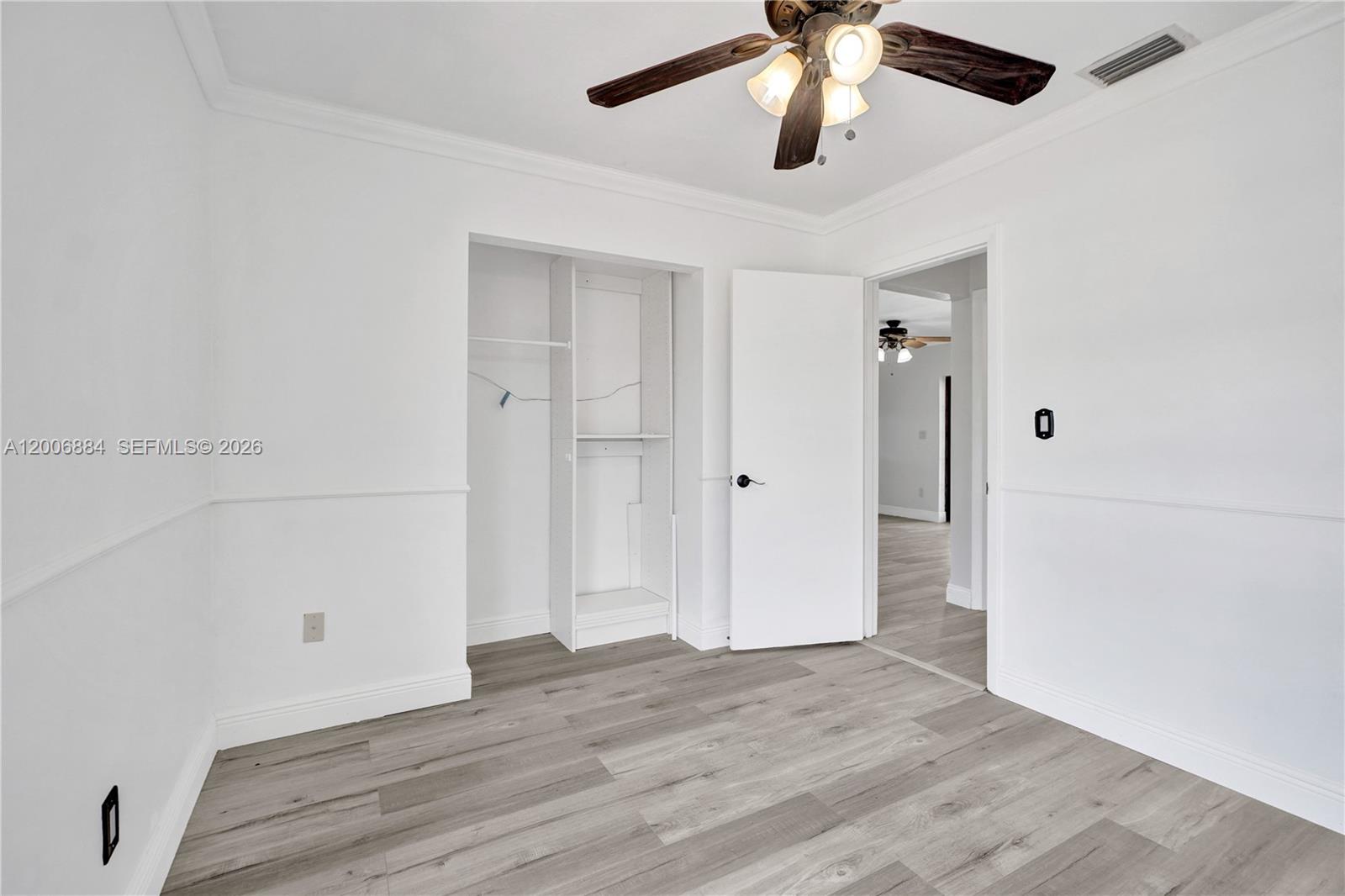 DEVON-AIRE ESTATES SEC 3 - Residential